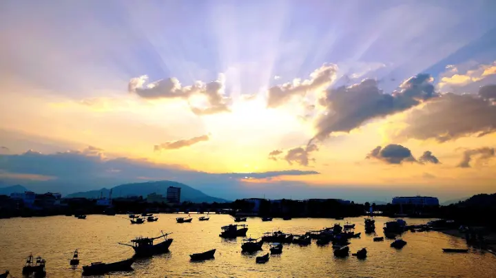 United Consulting Group - Living and Working in Vietnam - Nha Trang Sunset